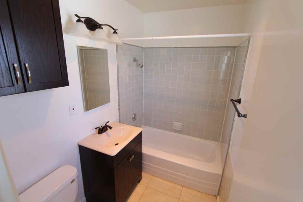 145 Cherry Avenue - Photo 4 of 19