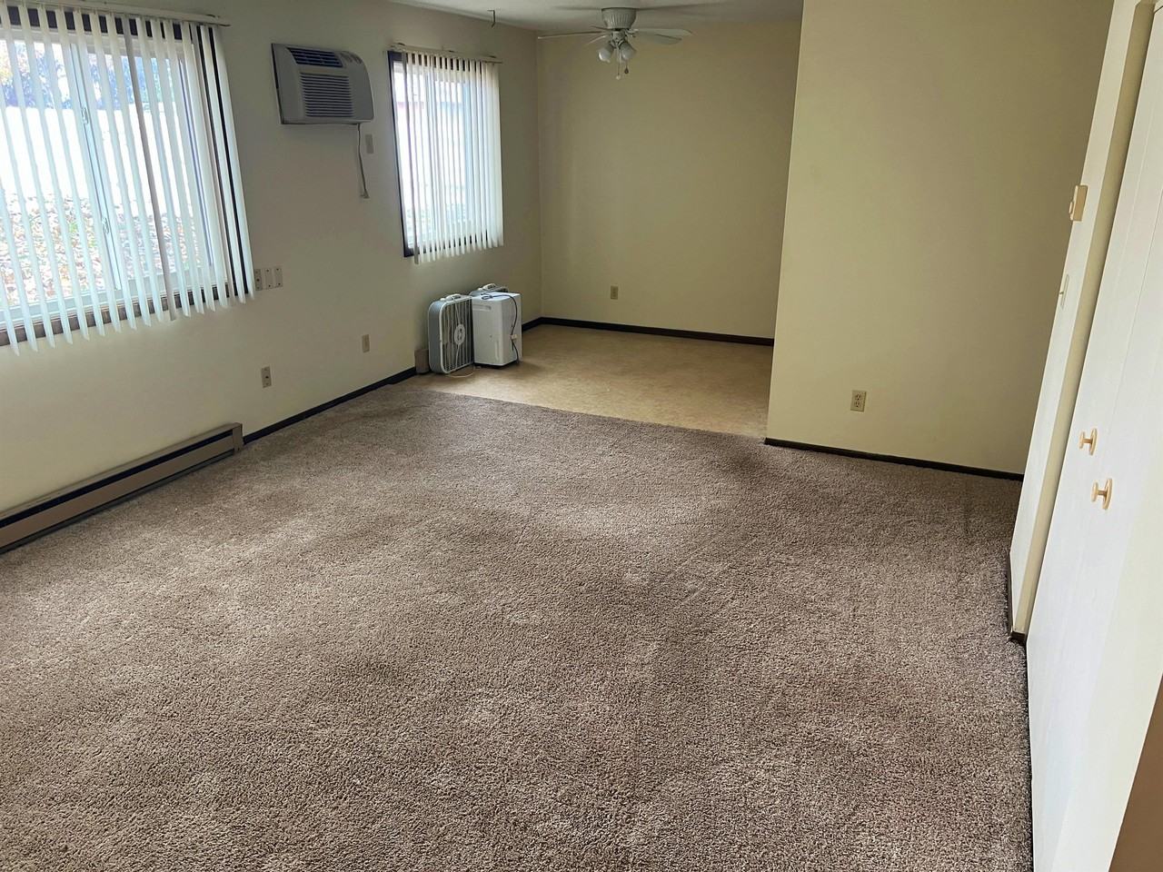 365 Baldwin Ave NW - Photo 2 of 15