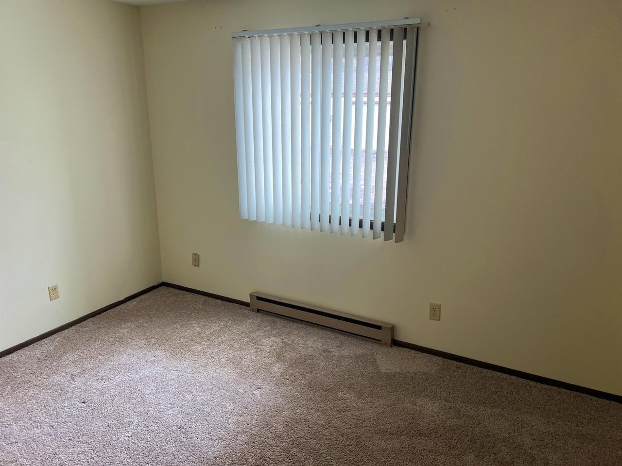 365 Baldwin Ave NW - Photo 3 of 15