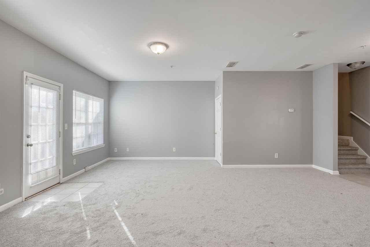 1725 Bob White Conyers, GA 30013 - Photo 3 of 28