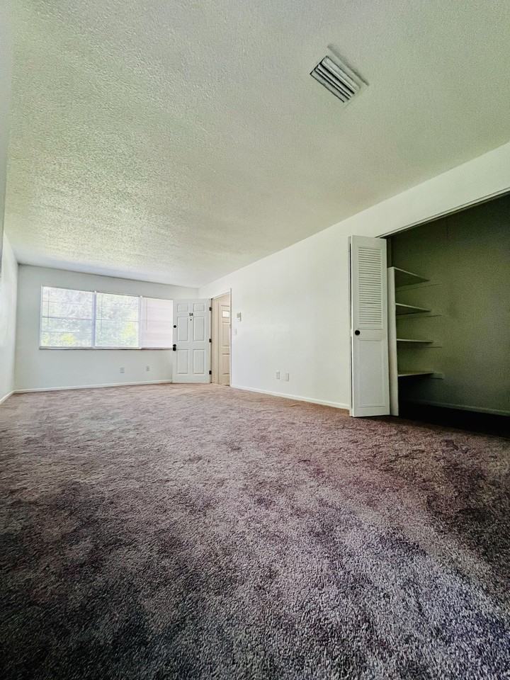 450 Tomoka Avenue - Photo 5 of 30