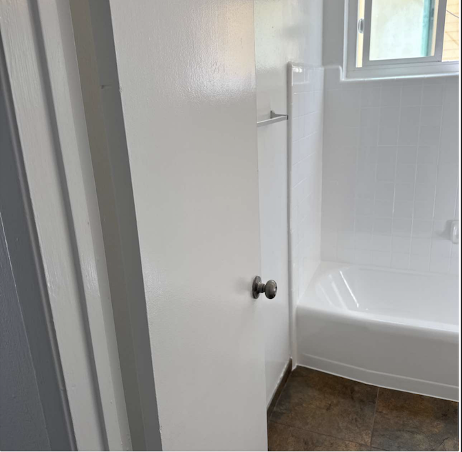 560 Lafayette - Photo 4 of 20