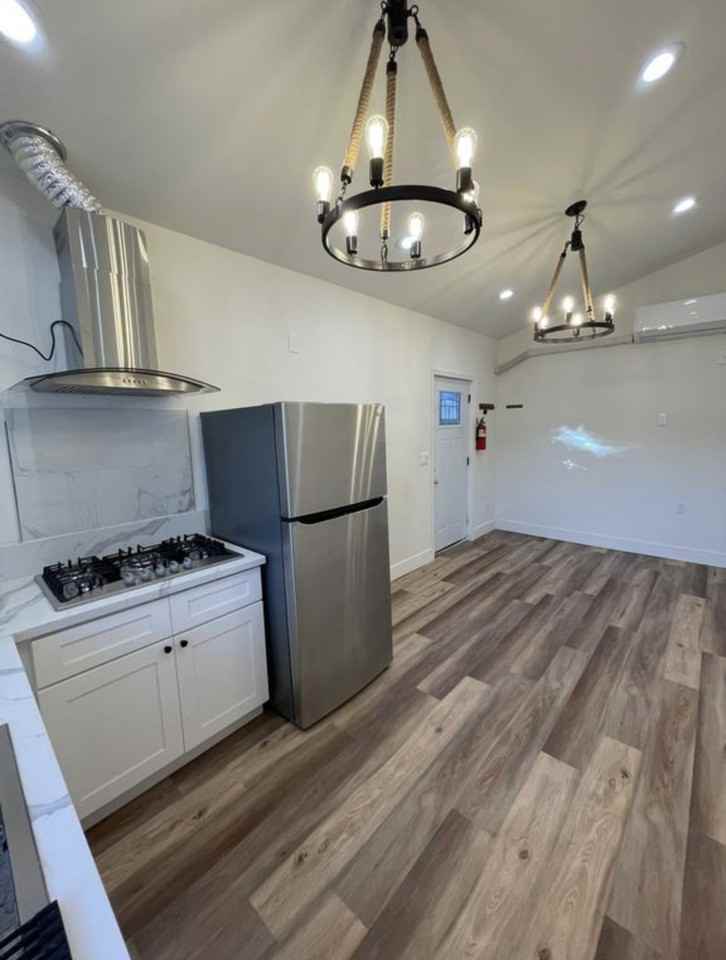 13355 Killion Street - Photo 7 of 18