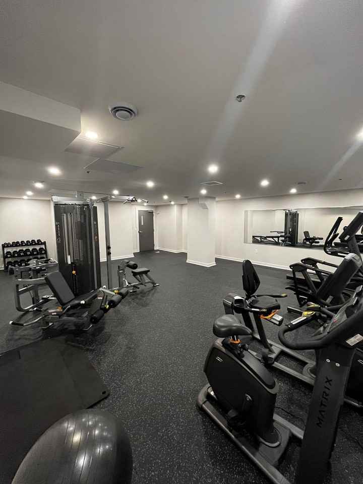 67 Tacoma Drive - Photo 3 of 10