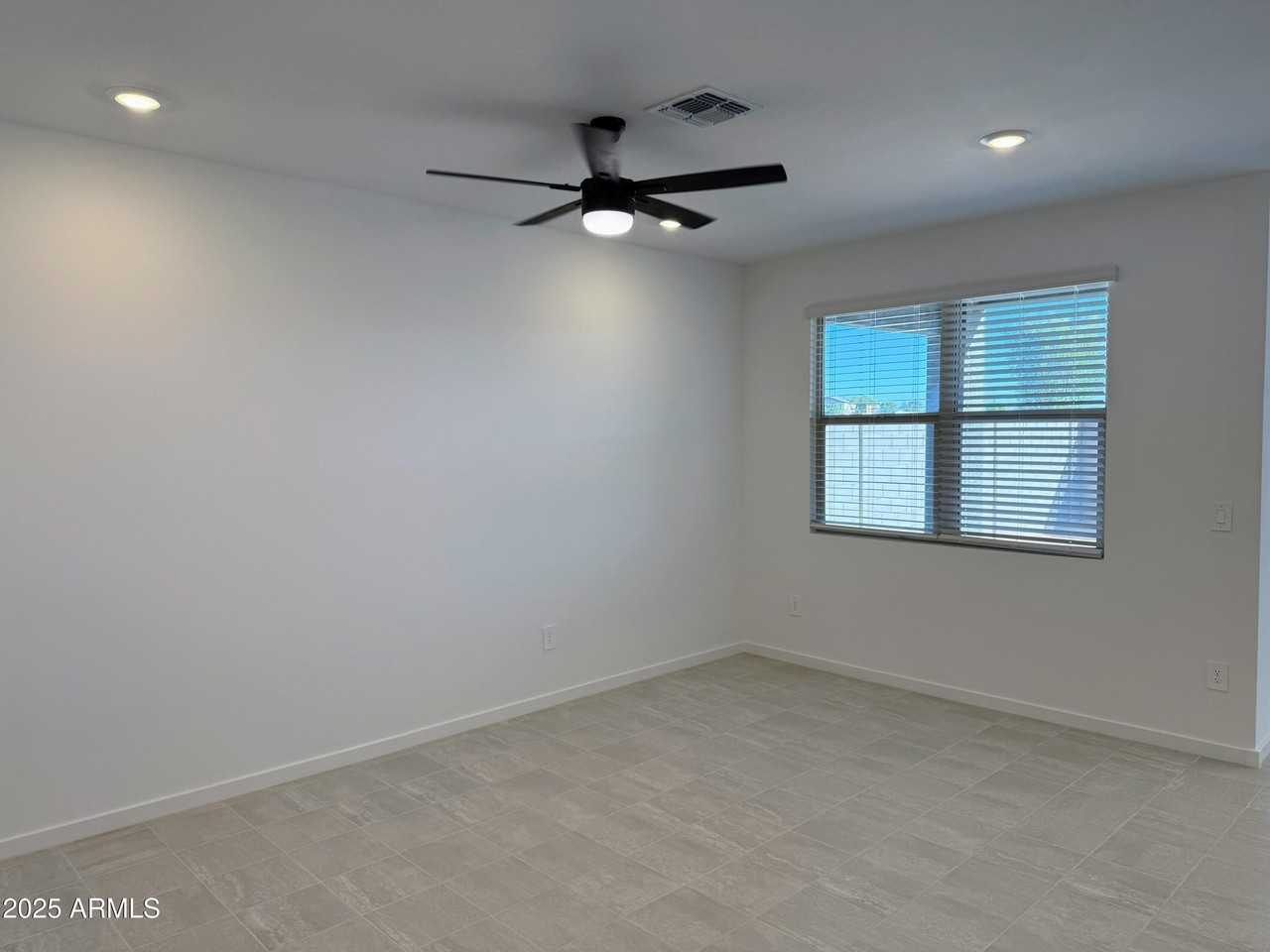 4169 W Yolanda Ln - Photo 6 of 22