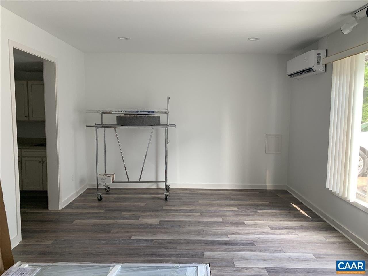 1311 Wertland St #B - Photo 4 of 12