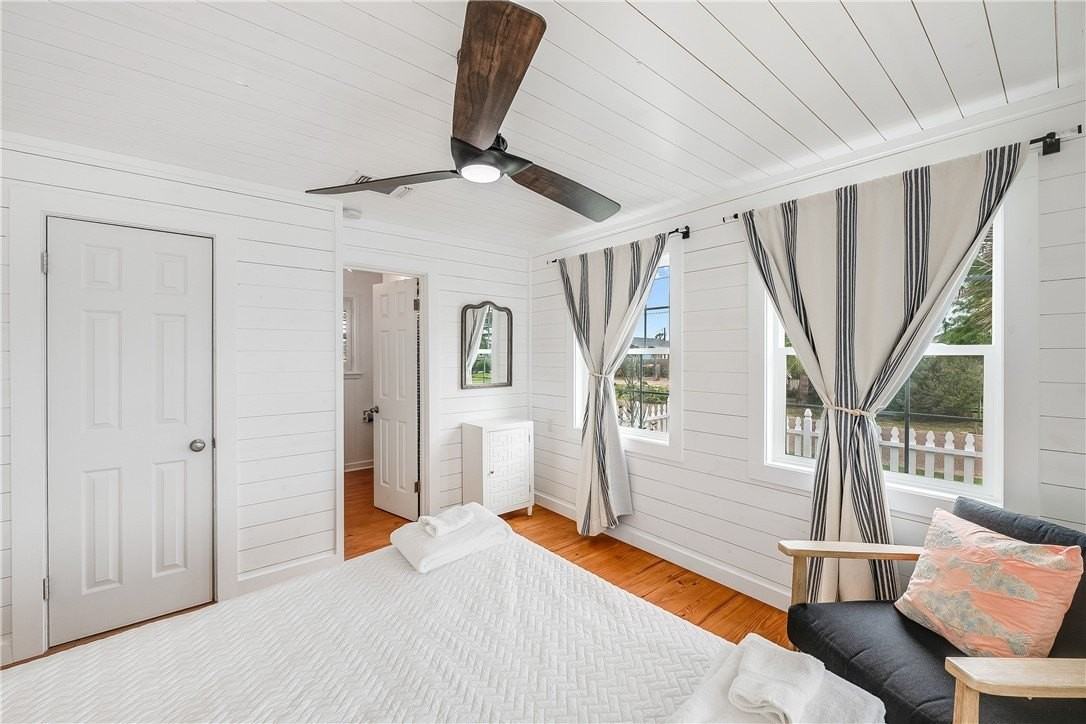 416 E Avenue B - Photo 7 of 24