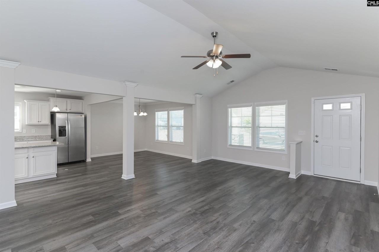 22 Brazilian Dr - Photo 3 of 37