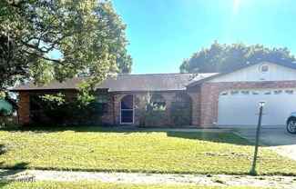 1668 E Shangri La Dr - Photo 1 of 1