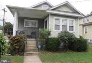 703 Willitts Ave - Photo 1 of 1