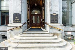 421 Chestnut Street #401 - Photo 1 of 1