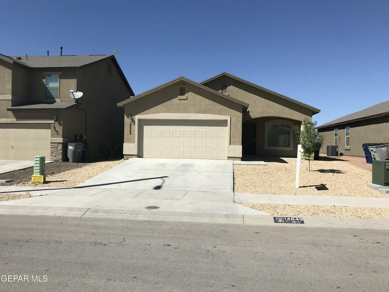 14649 Friesian Trail Dr - Photo 3 of 32