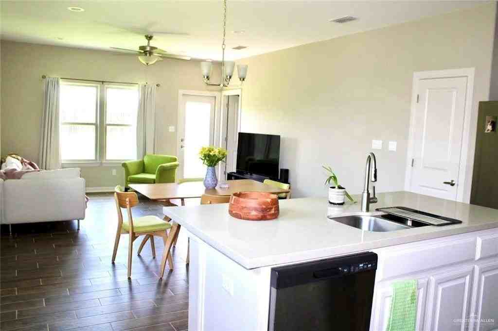 708 S Tecate Dr - Photo 6 of 10