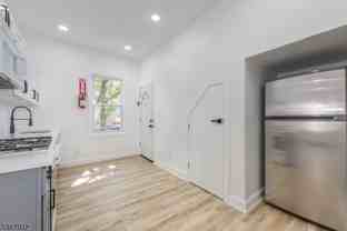 48 N York St #1 - Photo 1 of 1