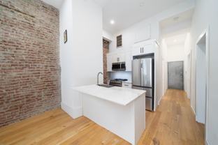 25 Corbin Ave #5A - Photo 1 of 1