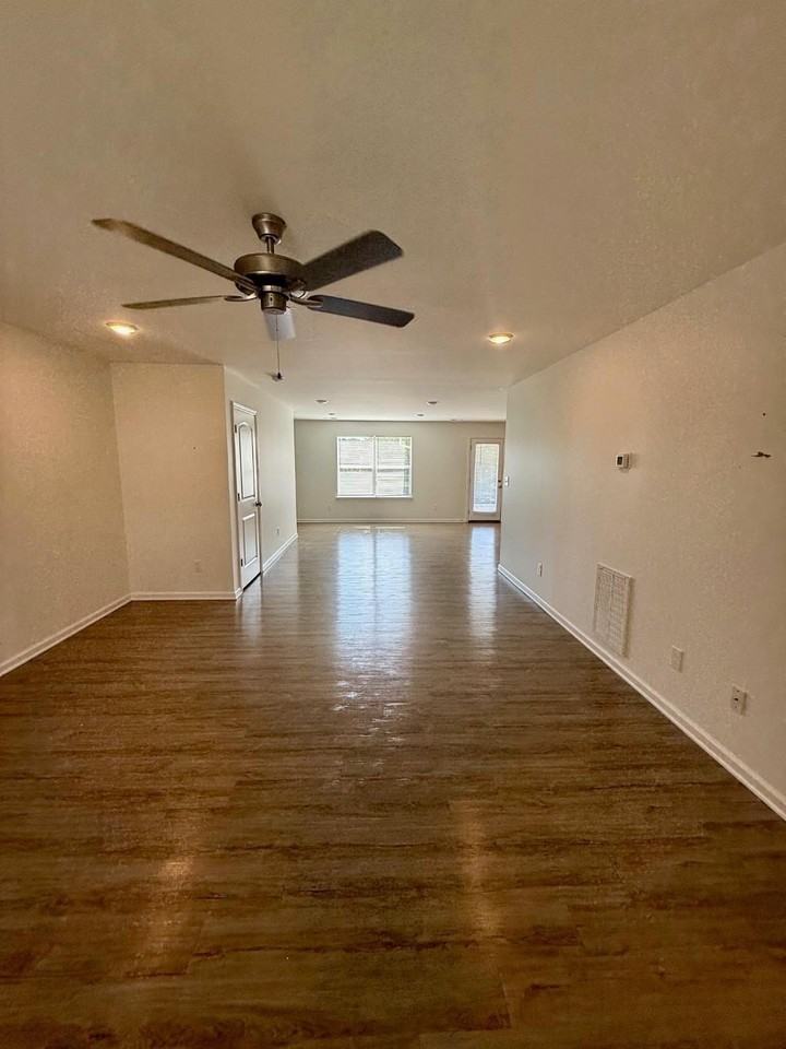 2484 Feathersound Way - Photo 6 of 26