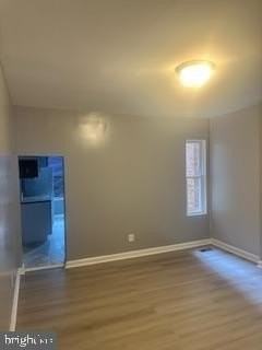 702 N Kenwood Ave - Photo 5 of 20