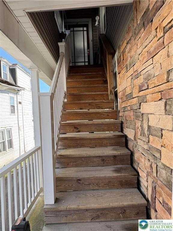 227 South St - Photo 3 of 15