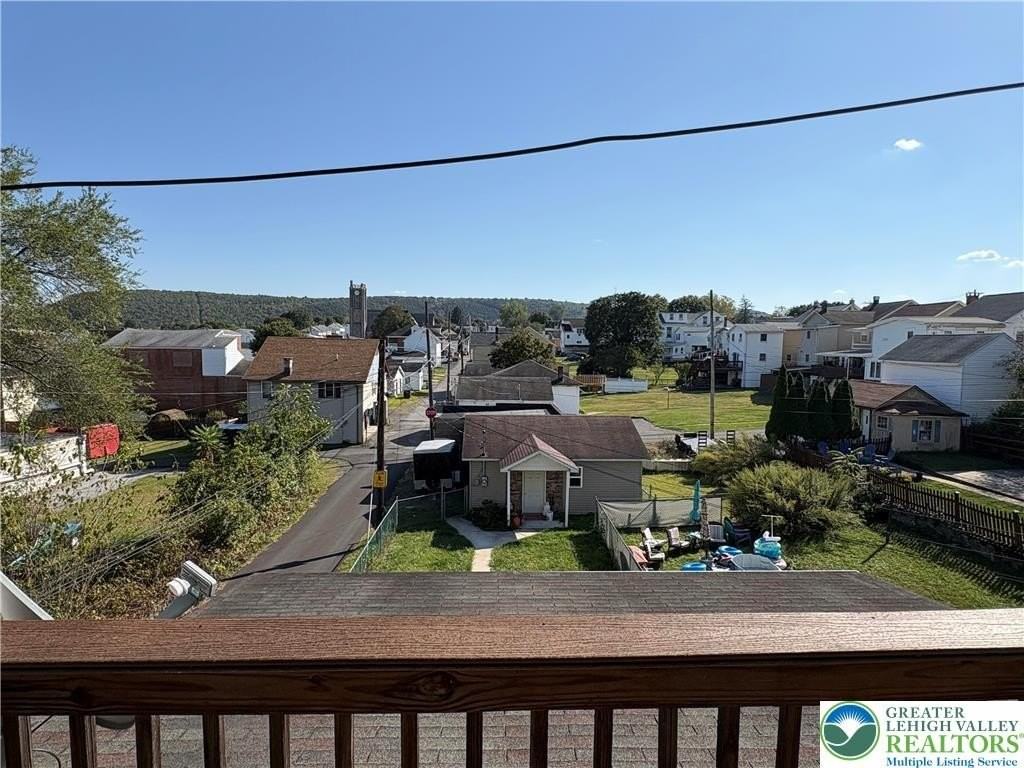 227 South St - Photo 4 of 15