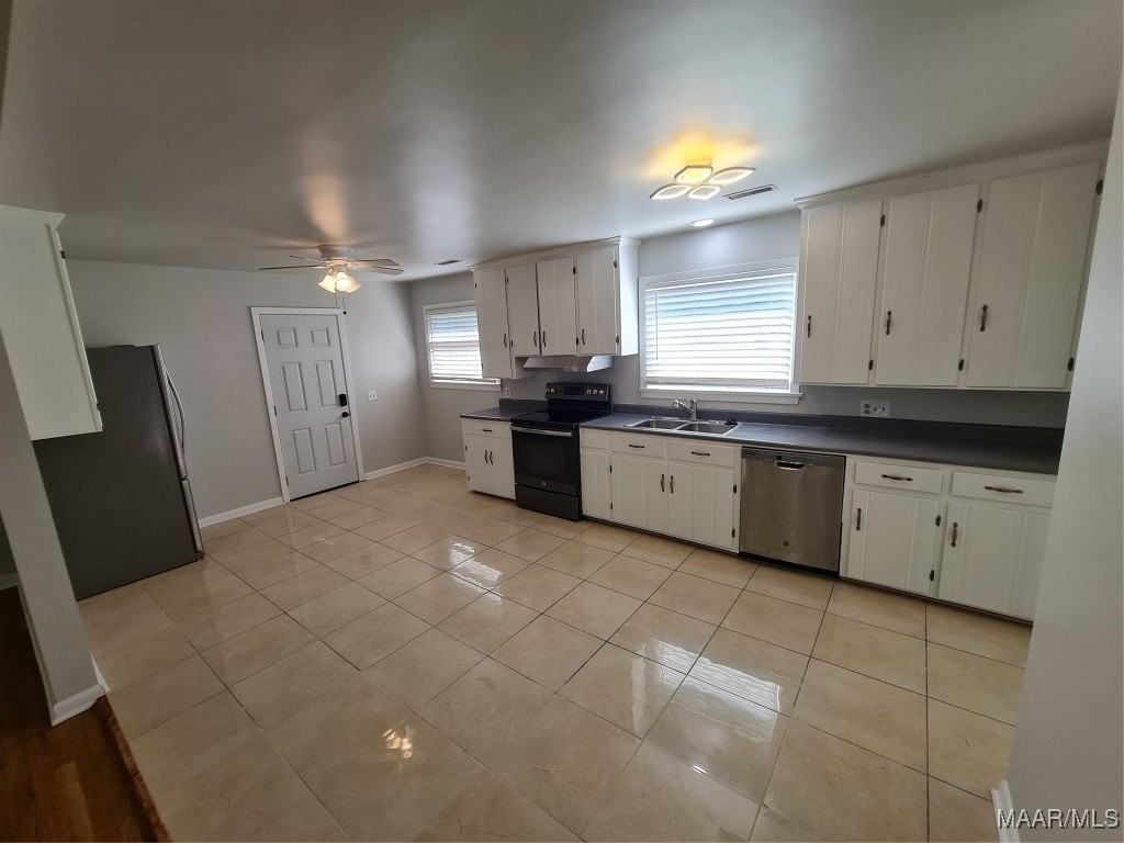 2634 Fairmont Rd - Photo 3 of 31