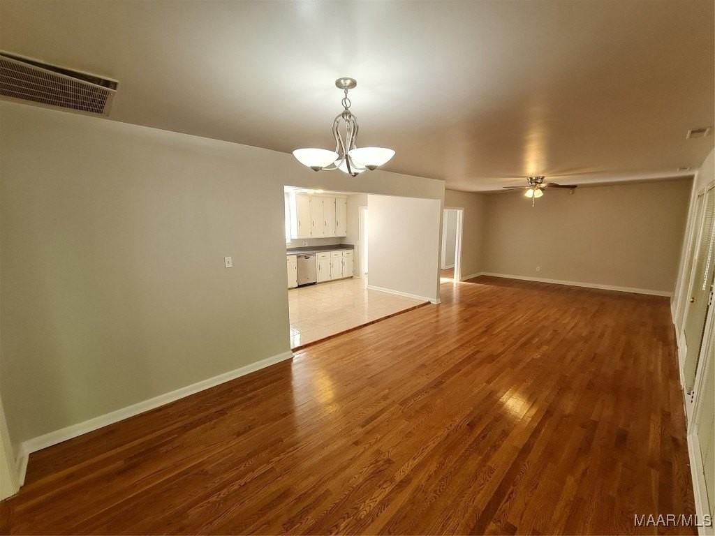 2634 Fairmont Rd - Photo 6 of 31