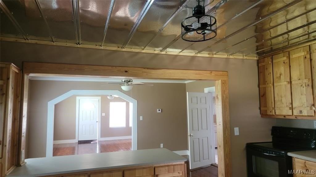 1960 Ceasarville Rd - Photo 5 of 10