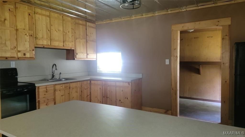 1960 Ceasarville Rd - Photo 7 of 10