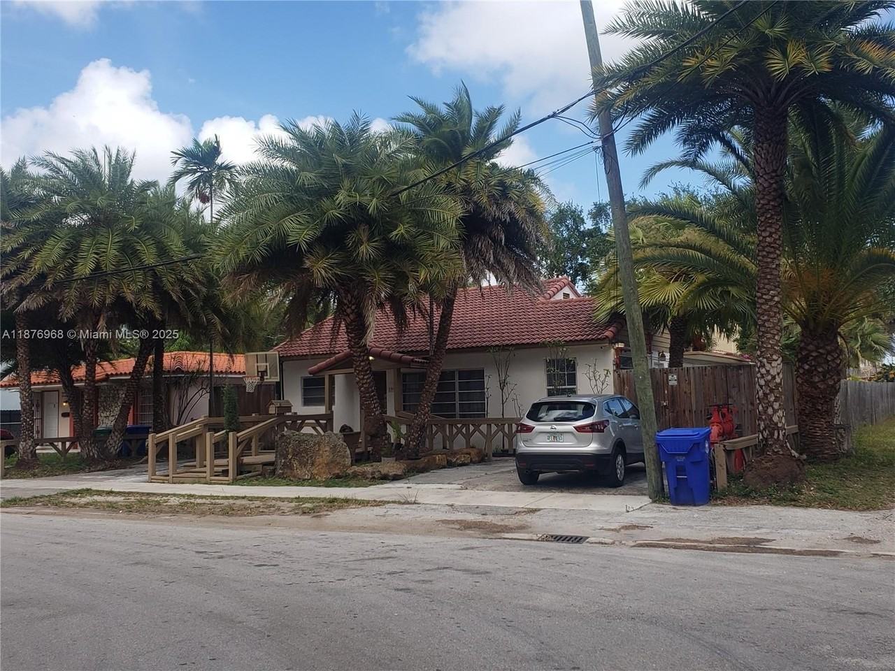 1997 Southwest 17th Court #2 - Photo 2 of 6