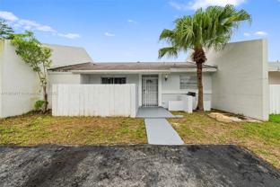10387 Sw 209th Ln - Photo 1 of 1