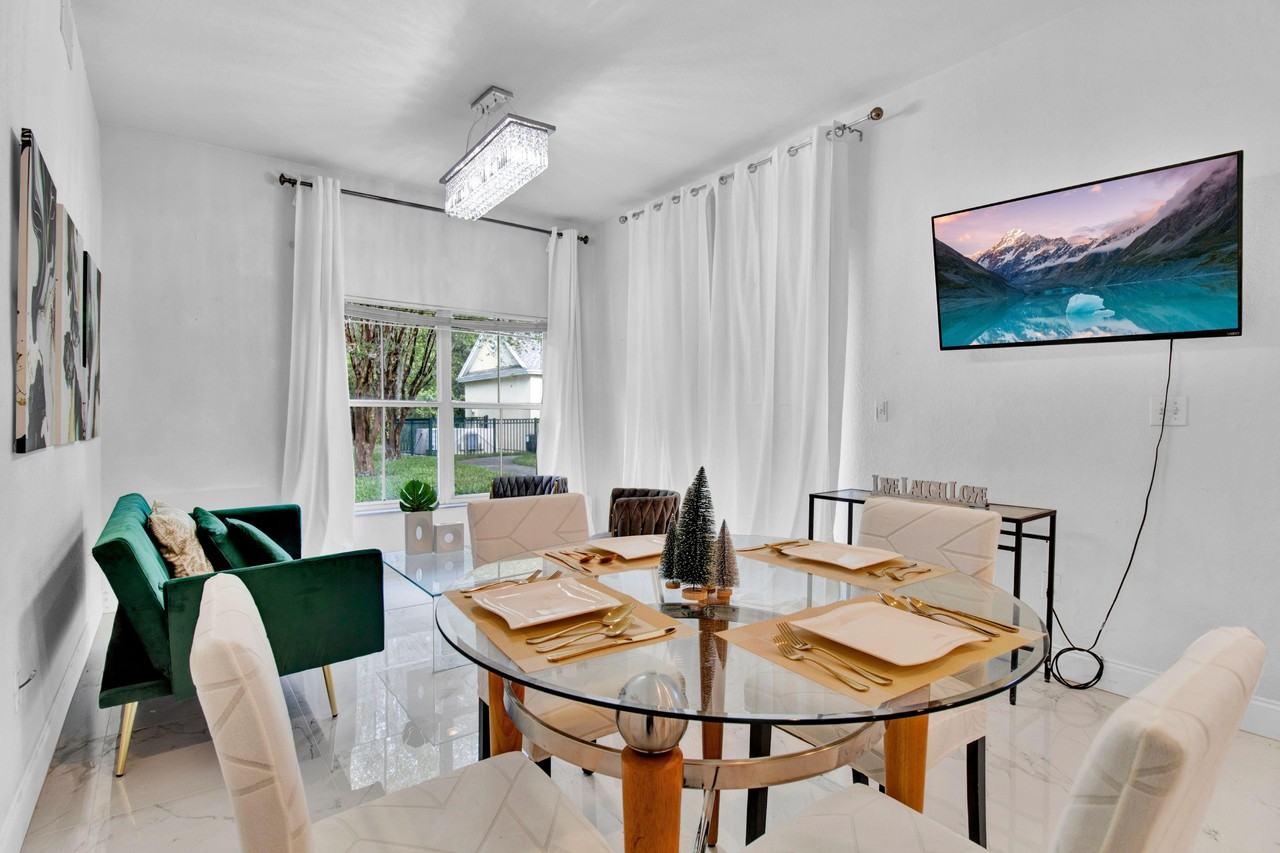 San Vital Dr - Photo 3 of 5