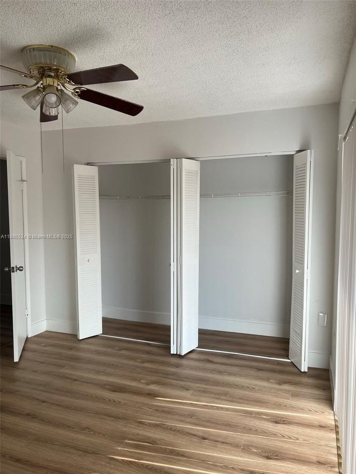 2186 W 60th St #20206 - Photo 6 of 7