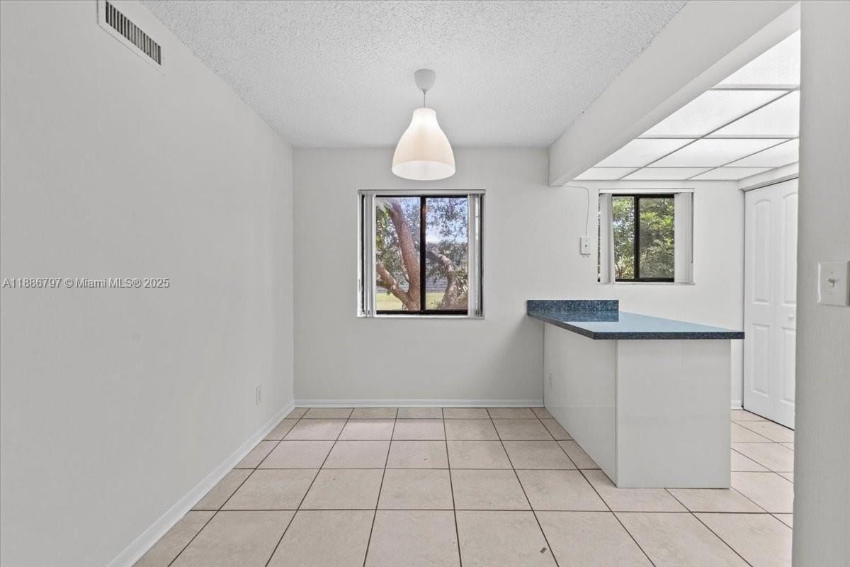 6900 Sw 39th St #208J - Photo 7 of 28