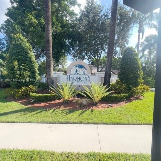 1683 Southwest 109th Terrace - Photo 2 of 45