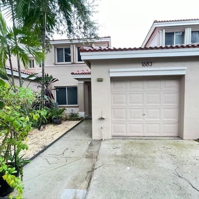 1683 Southwest 109th Terrace - Photo 4 of 45