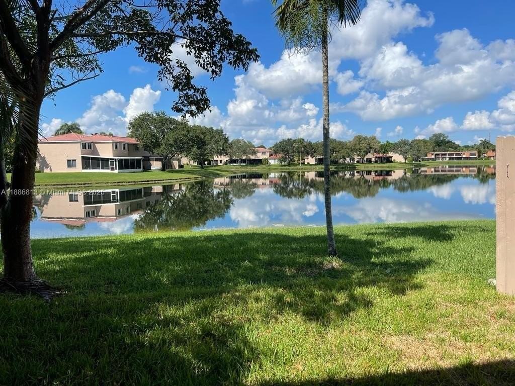 1683 Southwest 109th Terrace - Photo 6 of 45