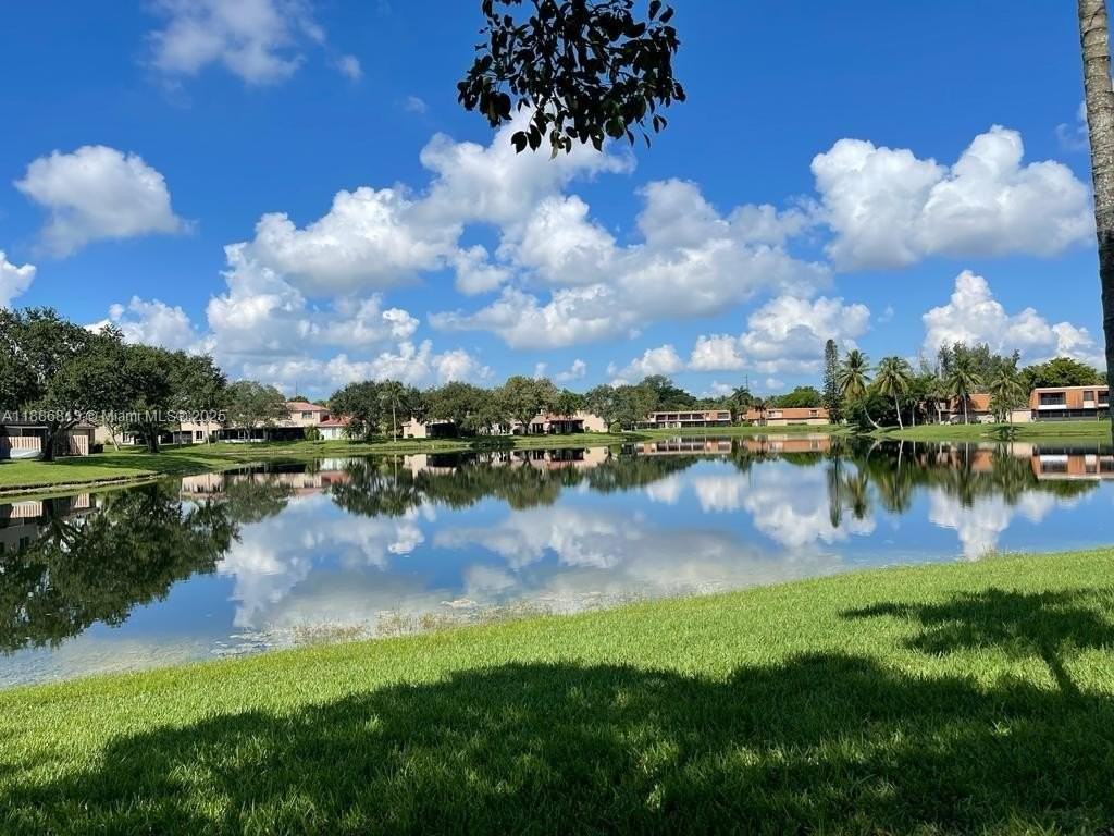 1683 Southwest 109th Terrace - Photo 7 of 45