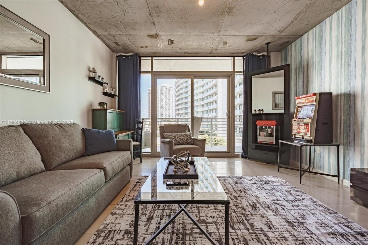 3250 Ne 1st Ave #719 - Photo 5 of 34