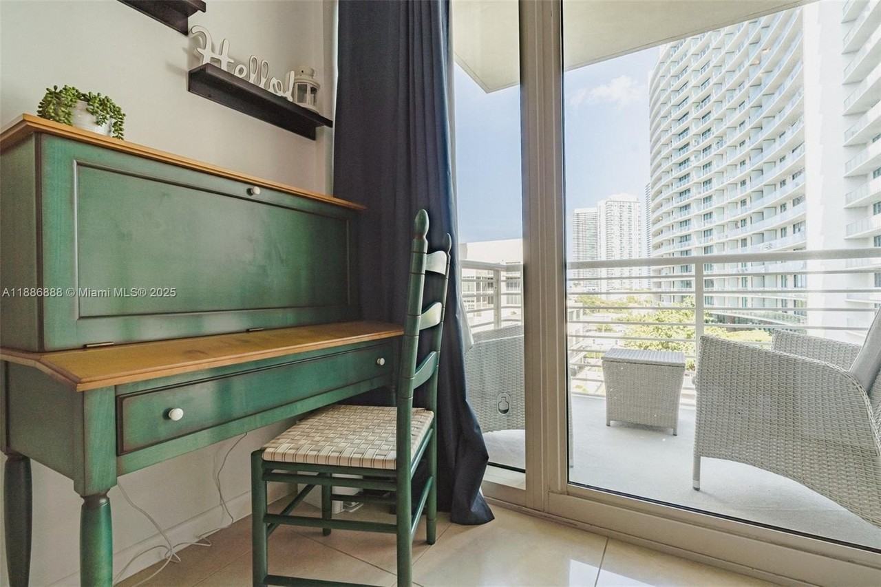 3250 Ne 1st Ave #719 - Photo 7 of 34