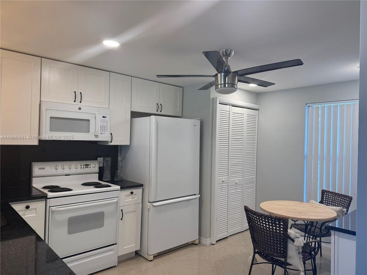 1627 Riverview Rd #212 - Photo 5 of 27