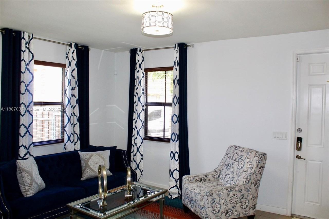 3728 Se 5th Ct - Photo 2 of 26