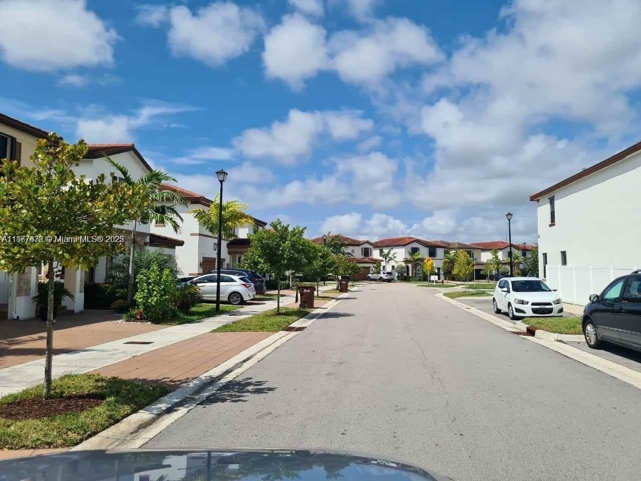 11083 W 33rd Ct - Photo 2 of 25