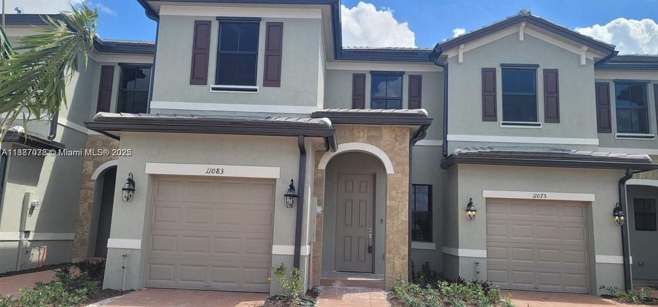 11083 W 33rd Ct - Photo 6 of 25