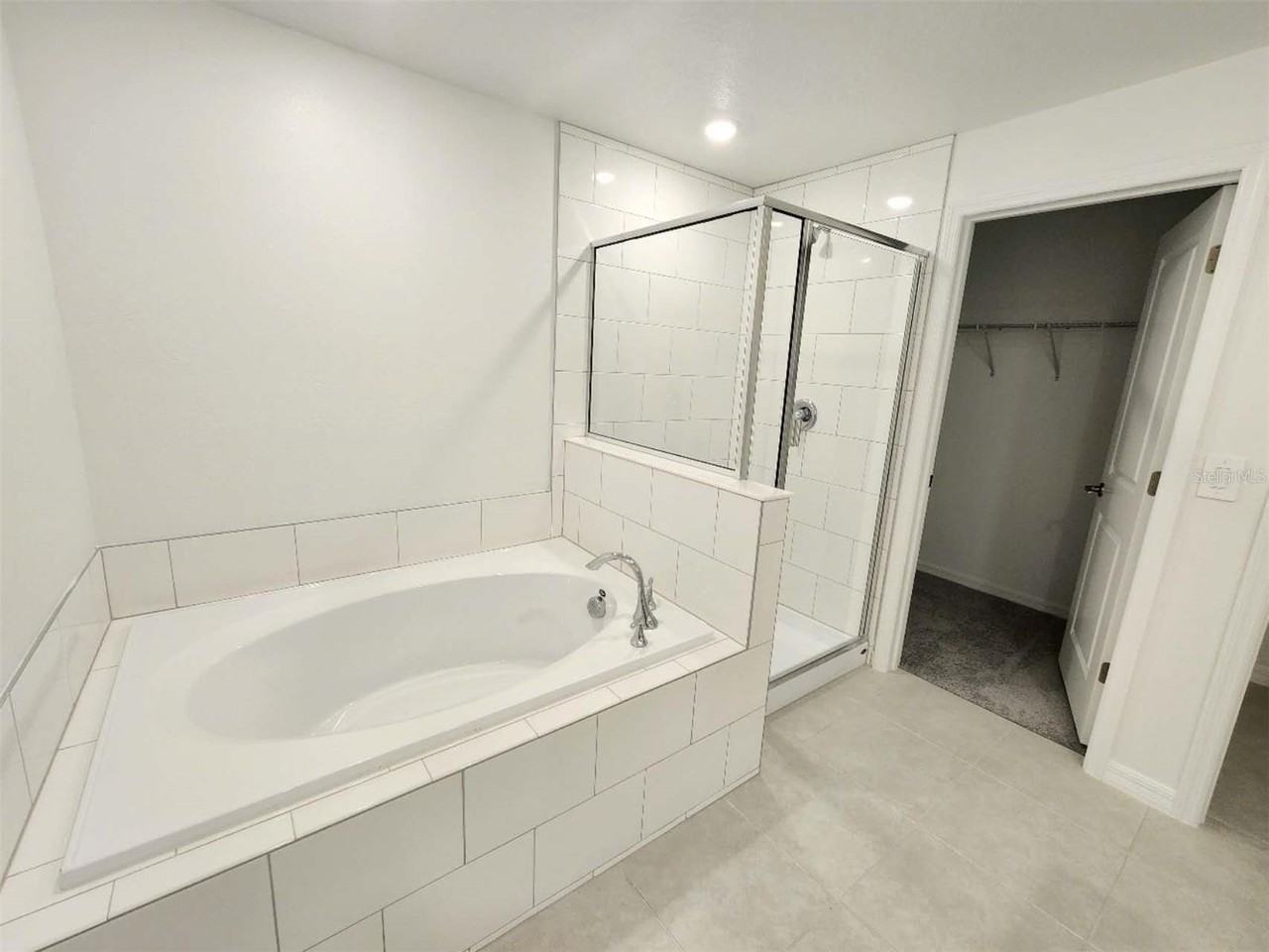 8629 Salty Sands Street - Photo 7 of 17