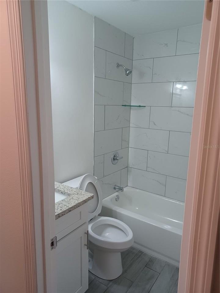 306 W Primrose Ln - Photo 6 of 17