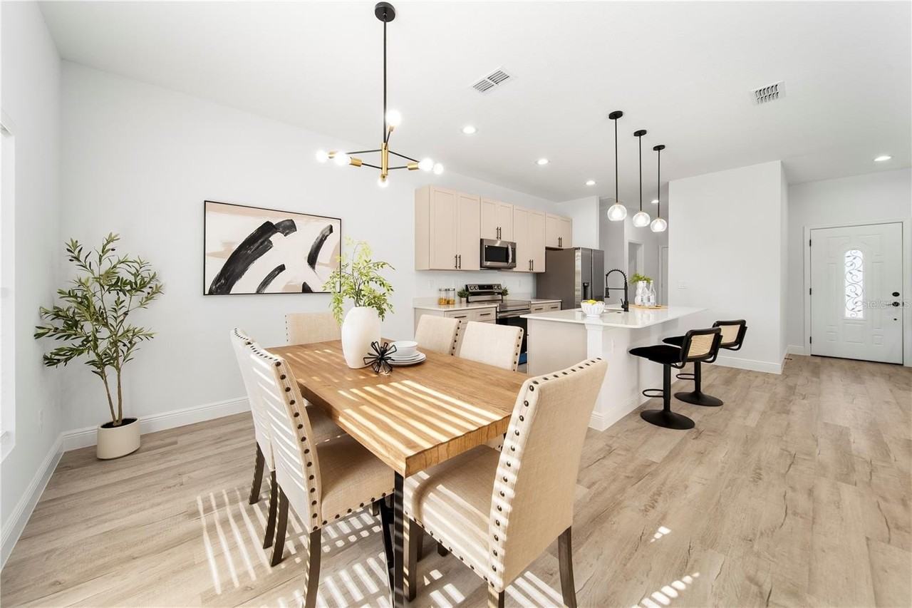 2668 Dennis Ave Se - Photo 7 of 26