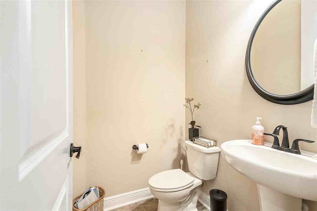 13921 Swallow Hill Dr - Photo 7 of 15