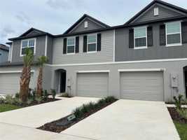 featured image of 32067 Eastern Redbud Br