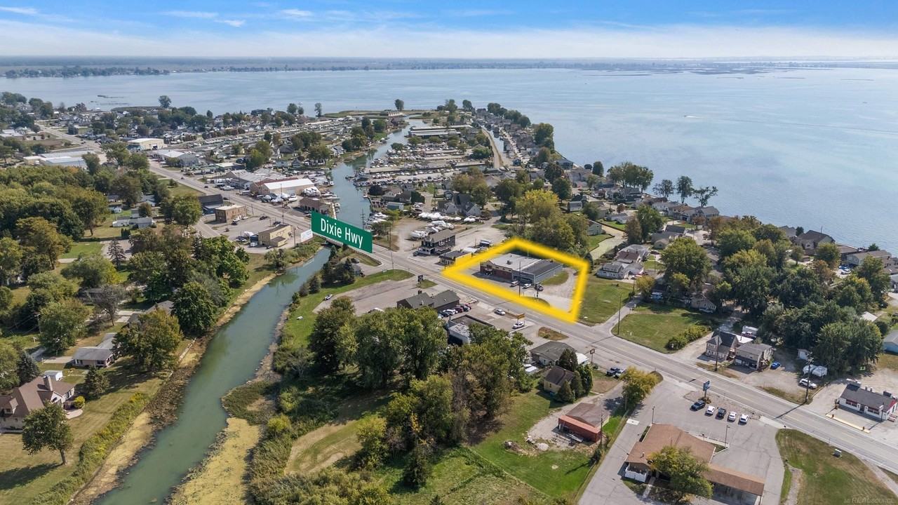 8875 Dixie Hwy - Photo 3 of 3