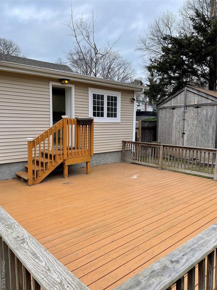 94 New York Ave - Photo 7 of 8