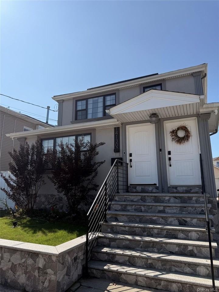 14130 185th St #1 - Photo 2 of 10